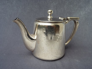 BRITISH RAILWAYS - Tea-pot, théière 1/2 Pint (circa 1970)
