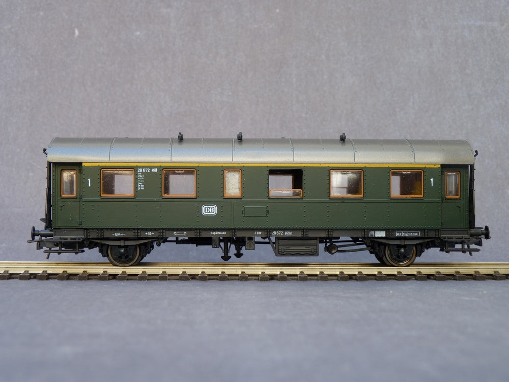 Roco, voiture voyageurs 1-2 classe (Gebraucht) in Leuzigen für CHF 11 Roco, voiture voyageurs 1-2 classe (Gebraucht) in Leuzigen für CHF 11