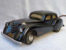 Charger l'image dans la galerie, VATY - Rare voiture électrique (vintage 1949)