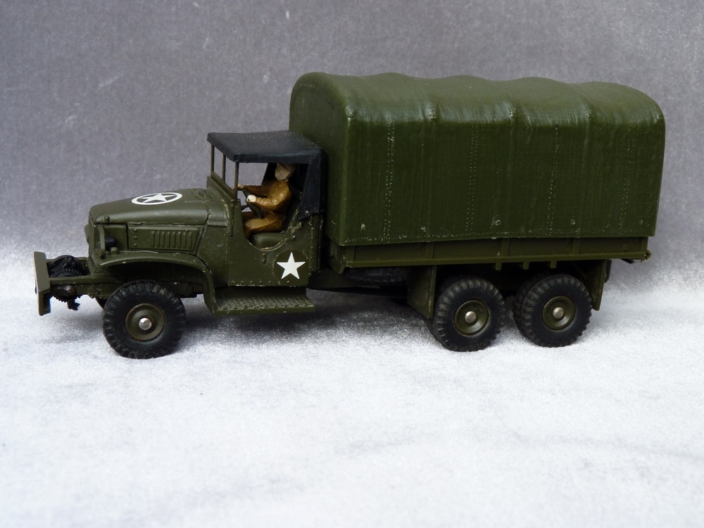 Dinky toys militaire France- gmc baché, état neuf en boite ref 809 Dinky toys militaire France- gmc baché, état neuf en boite ref 809