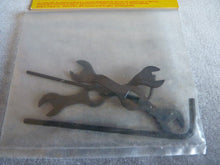 Charger l'image dans la galerie, Meccano, sachet de 4 clés