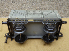 Charger l'image dans la galerie, CARETTE - Wwagon tombereau en bois - Ecartement 0 (circa 1919)