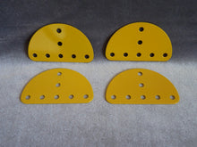 Charger l'image dans la galerie, Meccano 214, lot de 4 plaques semi-circulaires