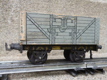 Charger l'image dans la galerie, CARETTE - Wwagon tombereau en bois - Ecartement 0 (circa 1919)