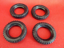 Charger l'image dans la galerie, Meccano 142d lot de 4 pneus noirs