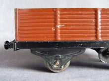 Charger l'image dans la galerie, HORNBY  Meccano Paris  wagon tombereau SNCF à guérite