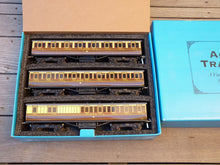 Charger l'image dans la galerie, ACE TRAINS - CI/GWR - Coffret 3 voitures voyageurs Great Western Railway