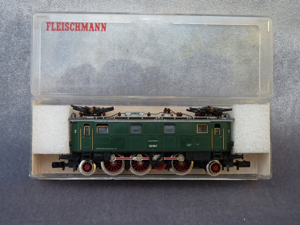 Fleischmann 7369= Elektrolok BR 132 101-7 - Vitrinenmodell (Neu (gemäss Fleischmann 7369= Elektrolok BR 132 101-7 - Vitrinenmodell (Neu (gemäss