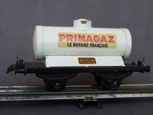 Charger l'image dans la galerie, HORNBY wagon citerne PRIMAGAZ (circa 1958/1962) (0 vintage)