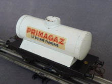 Charger l'image dans la galerie, HORNBY wagon citerne PRIMAGAZ (circa 1958/1962) (0 vintage)