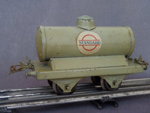 Charger l'image dans la galerie, HORNBY - "Wagon STANDARD" citerne (circa 1935) (0 vintage)