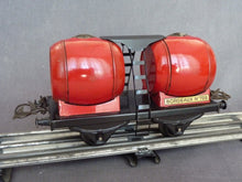 Charger l'image dans la galerie, HORNBY - Wagon foudre double (circa 1950) (0 vintage)