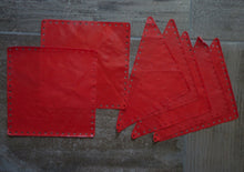 Charger l'image dans la galerie, MECCANO - 464 - 465 - Lot de 7 voiles en vinyle rouge (1982)