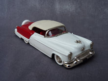 Charger l&#39;image dans la galerie, BROOKLIN MODELS N°39 - Oldsmobile Fiesta 1953