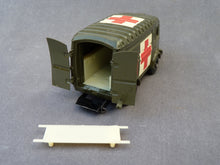 Charger l&#39;image dans la galerie, C.I.J. - Renault 1000Kg ambulance militaire (vintage)