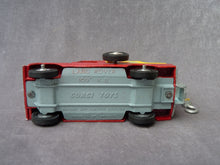 Charger l&#39;image dans la galerie, CORGI TOYS 417 - Land Rover dépanneuse &quot;Breakdown Service&quot; (vintage 1975)