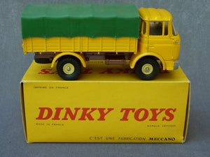 DINKY TOYS  584 - Camion BERLIET GAK bâché (vintage 1970)