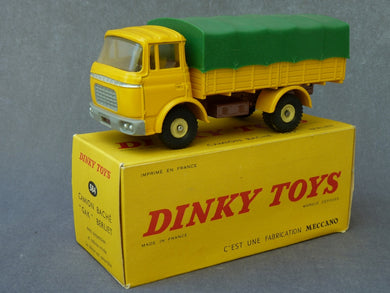 DINKY TOYS  584 - Camion BERLIET GAK bâché (vintage 1970)