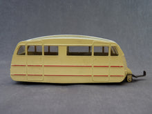 Charger l&#39;image dans la galerie, DINKY TOYS 811 - Caravane (vintage 1965)