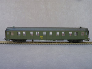FRANCE TRAINS 273 - Rare voiture salon SNCF à rivets apparents Ep IV marquages UIC