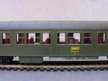 Charger l&#39;image dans la galerie, FRANCE TRAINS 273 - Rare voiture salon SNCF à rivets apparents Ep IV marquages UIC