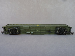 FRANCE TRAINS 273 - Rare voiture salon SNCF à rivets apparents Ep IV marquages UIC