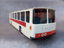 Charger l'image dans la galerie, JMB - JOUETS MONT BLANC - Car E7L SAVIEM RENAULT Réf 367523 (vintage 1979)