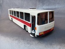Charger l'image dans la galerie, JMB - JOUETS MONT BLANC - Car E7L SAVIEM RENAULT Réf 367523 (vintage 1979)
