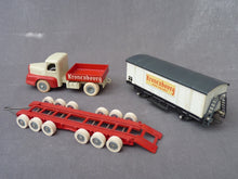Charger l'image dans la galerie, J.R.D. 123 - UNIC Izoard camion et remorque porte wagon KRONENBOURG (vintage 1960)