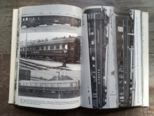 Charger l'image dans la galerie, Komfort auf Schienen - Schlafwagen, Speisewagen, Salonwagen der Europäischen Eisenbahnen.