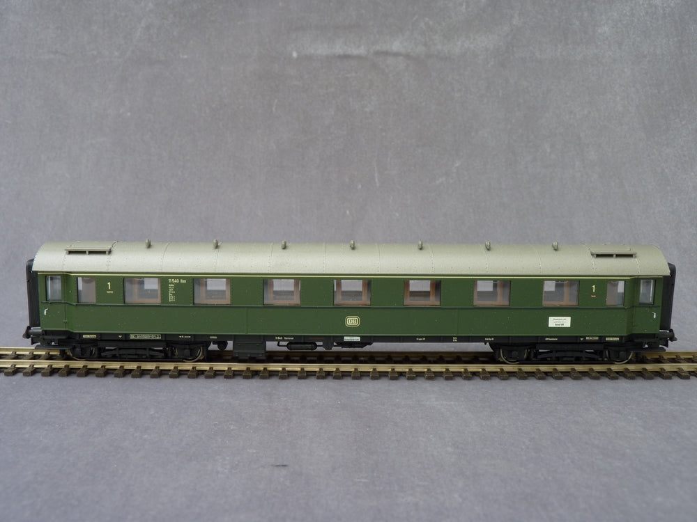 Miniature LILIPUT Voiture DB - Époque IV - Échelle HO 1/87 - Bleu Marine