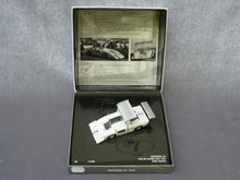 Charger l&#39;image dans la galerie, MINICHAMPS 436 691497 - CHAPARRAL 2 H CAN AM Laguna Seca 1969 - John Surtees -