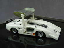 Charger l&#39;image dans la galerie, MINICHAMPS 436 691497 - CHAPARRAL 2 H CAN AM Laguna Seca 1969 - John Surtees -