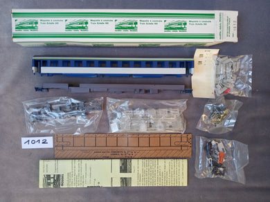 MOUGEL 1012 - Kit voiture Corail 2ème classe couchettes type B10 C10 de la SNCF