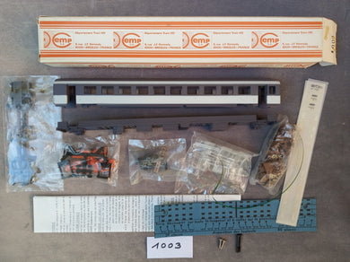 MOUGEL CEMP 1003 - Kit voiture Corail 2ème classe type B10 Vtu à couloir central de la SNCF