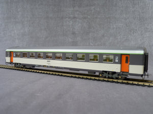 MOUGEL CEMP 1004 - Voiture Corail 2ème classe B10 rtu à couloir central de la SNCF