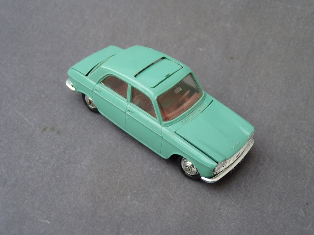 1/43 Norev n°5 Plastique PEUGEOT 204 voiture miniature 1/43 Norev n°5 Plastique PEUGEOT 204 voiture miniature