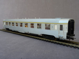 RIVAROSSI 9545 - Voiture 1ère classe type DEV INOX A9 de la SNCF