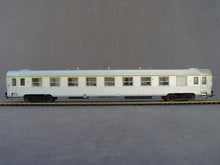 Charger l&#39;image dans la galerie, RIVAROSSI 9545 - Voiture 1ère classe type DEV INOX A9 de la SNCF