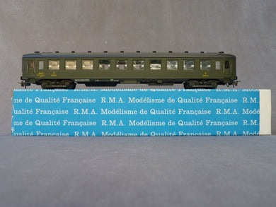 RMA 407 - Voiture couchettes 2ème Classe type DEV AO B10  C10 SNCF à baies Klein