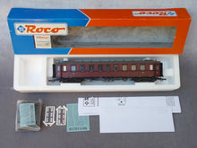 Charger l&#39;image dans la galerie, ROCO 44545 - Voiture de 3ème classe des chemins de fer du Württemberg - Ep II