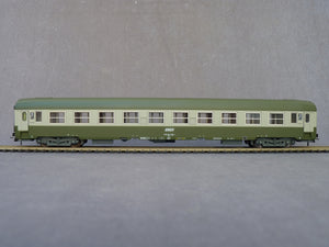 ROCO 44605 - Voiture 2ème classe type UIC de la SNCF "Livrée 160"