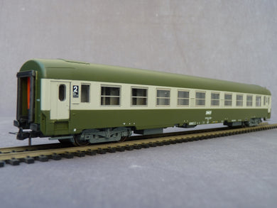 ROCO 44605 - Voiture 2ème classe type UIC de la SNCF 