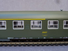 Charger l&#39;image dans la galerie, ROCO 44618 - Voiture mixte 1ère et 2ème classe type UIC de la SNCF