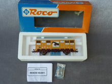 Charger l&#39;image dans la galerie, ROCO 46439 - wagon pour chevaux de course SNCF (peu courant)