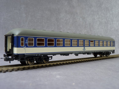 RÖWA 3211 - Voiture 2ème classe grandes lignes type Büm de la DB (1/100)