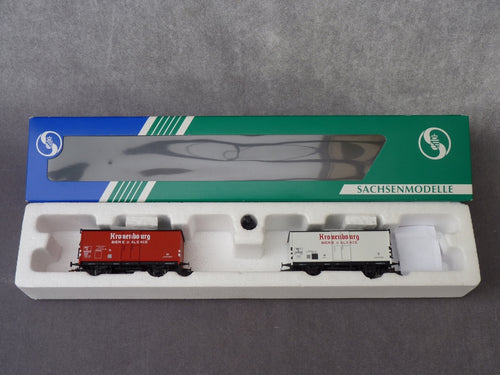 SACHSENMODELLE 74151 - 2 Wagons à bière Bierwagen KRONENBOURG de la SNCF