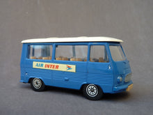 Charger l&#39;image dans la galerie, SOLIDO 355 - Peugeot J7 minibus AIR INTER (vintage 1970)