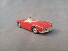 Charger l'image dans la galerie, SOLIDO - ALFA-ROMEO Giulietta spider (vintage 1958)