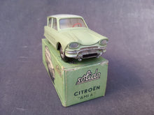 Charger l'image dans la galerie, SOLIDO - CITROËN AMI 6 (vintage 1960)